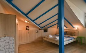 The Ivy House - A Cozy Attic Near The City Center By Flat Mаnager